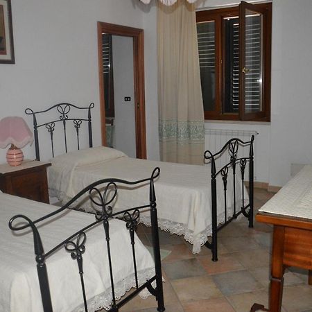 Sa Domo Tua Iun E5942 Bed & Breakfast Bonorva Eksteriør bilde