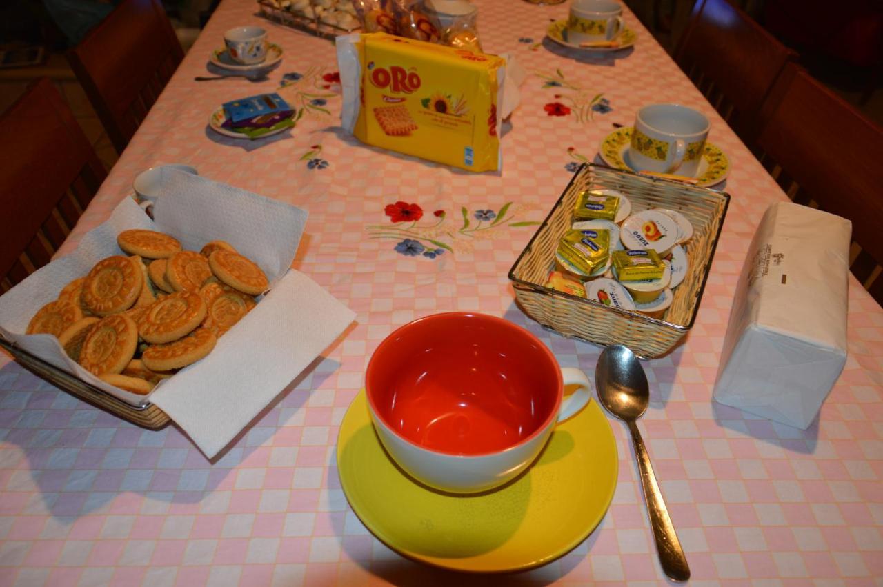 Sa Domo Tua Iun E5942 Bed & Breakfast Bonorva Eksteriør bilde
