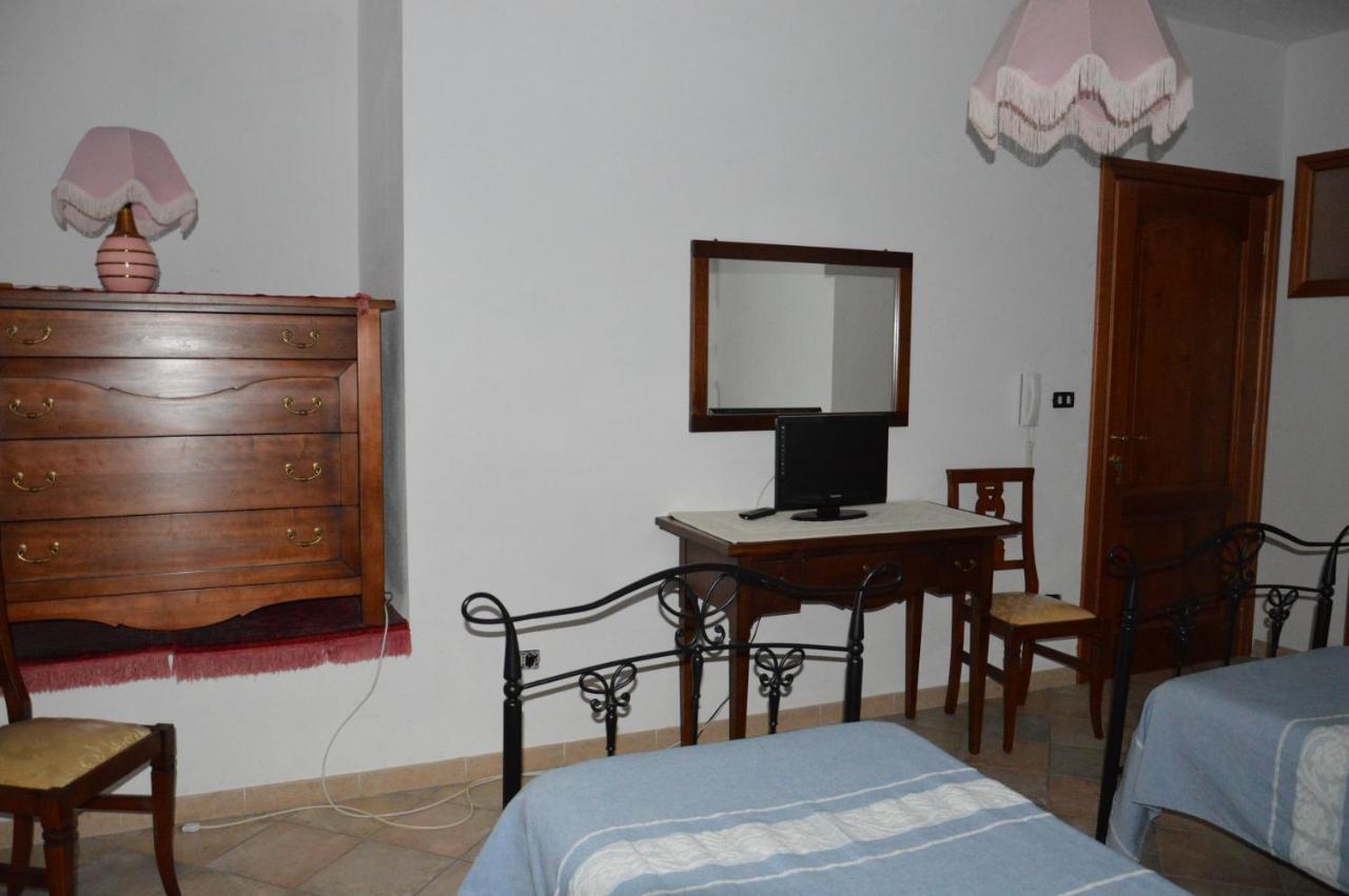 Sa Domo Tua Iun E5942 Bed & Breakfast Bonorva Eksteriør bilde
